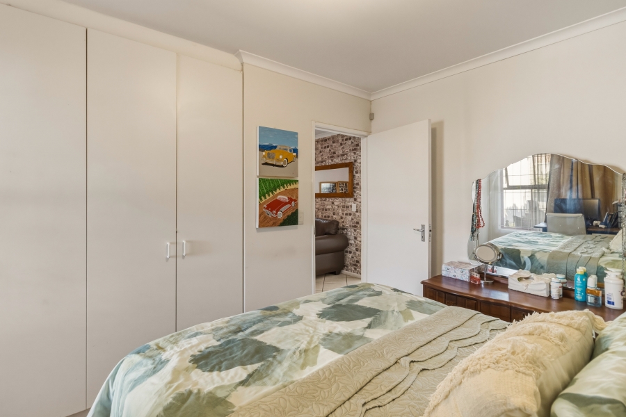 2 Bedroom Property for Sale in Fairview Golf Estate Western Cape